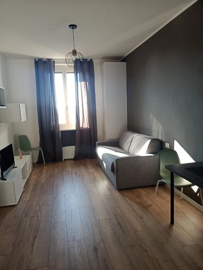 Tiny Bengasi Apartment Turin Exterior photo