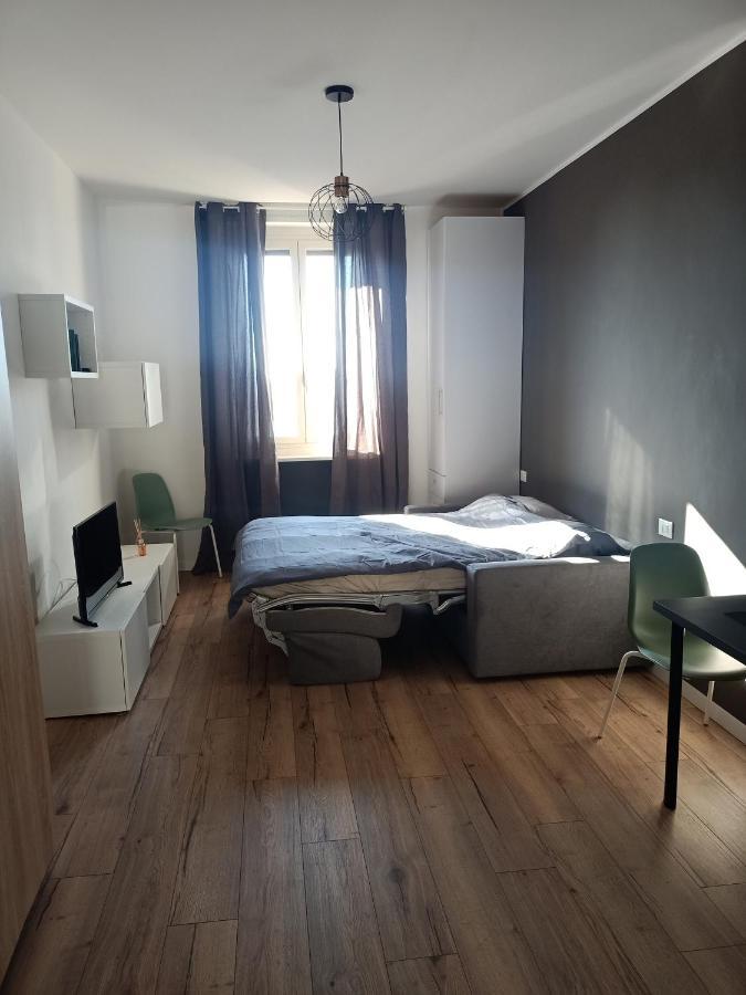 Tiny Bengasi Apartment Turin Exterior photo